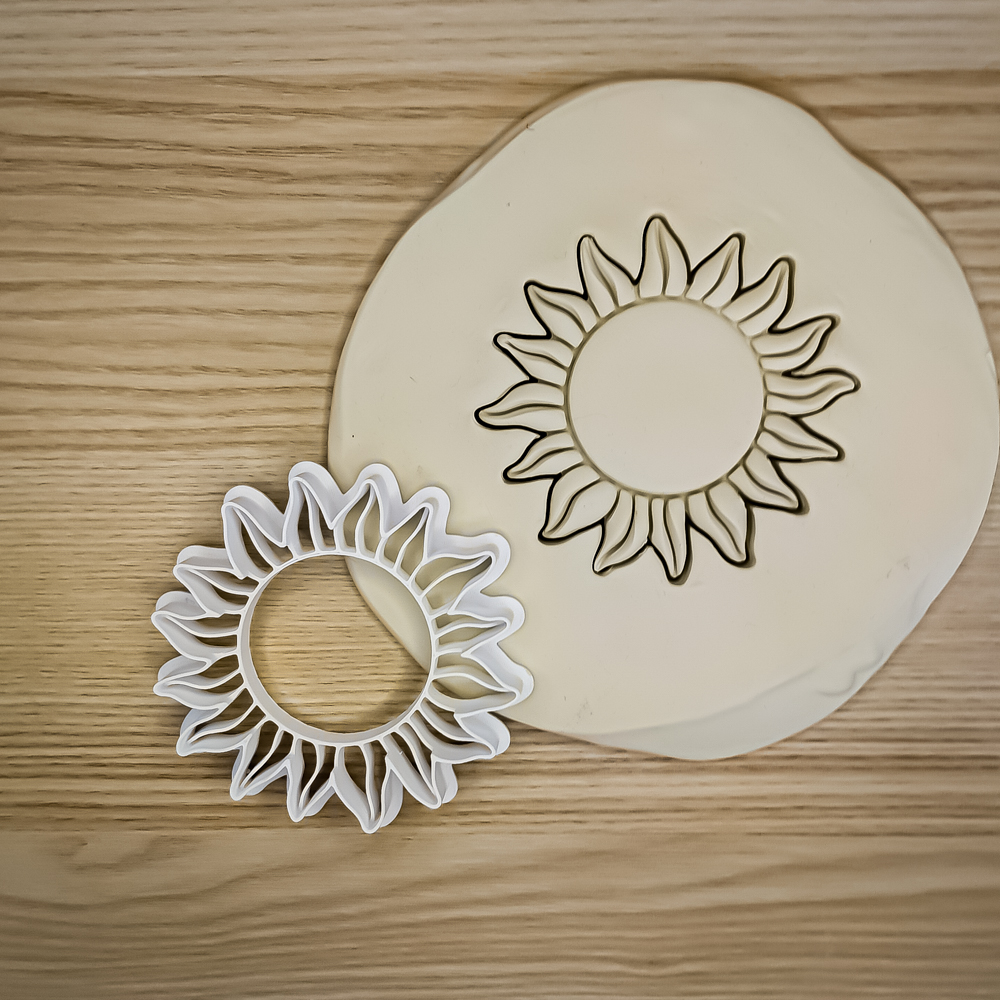 Kiszúró - Nap - Image 3